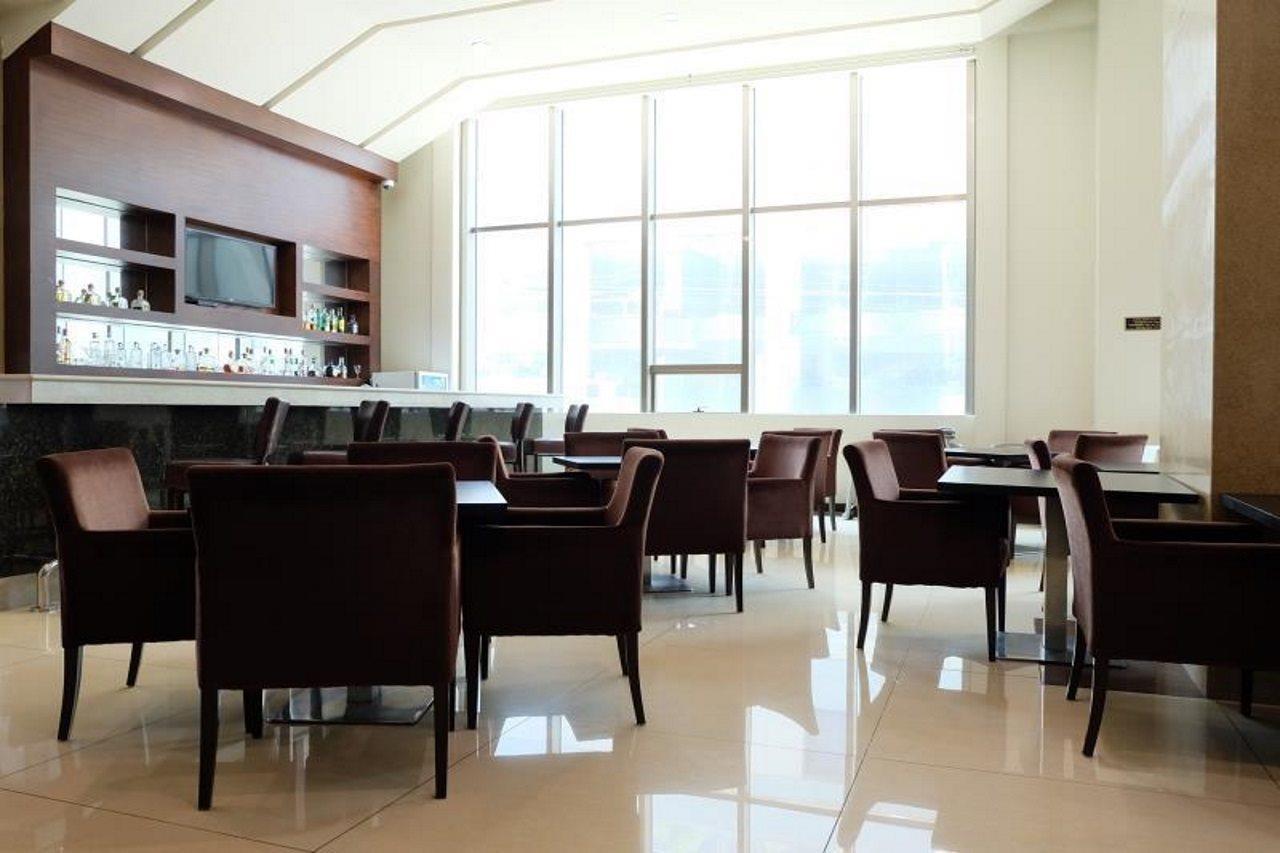 Mandarin Plaza Hotel Cebu Exterior foto