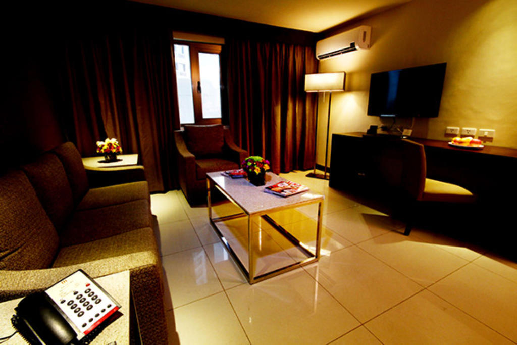 Mandarin Plaza Hotel Cebu Exterior foto